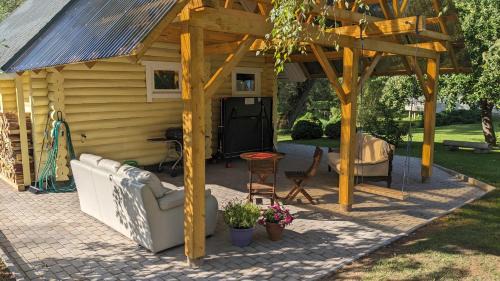 Polva County House | Intsikurmu veski saunamaja - sauna inclusive
