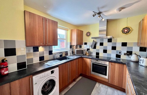 Inverness City Centre Apartment | Inverness city centre! Quiet and spacious family-sized apartment w/lift