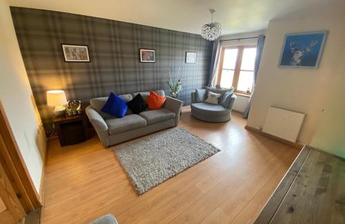 Balloch House | Inverness Holiday House - 2 Bedroom