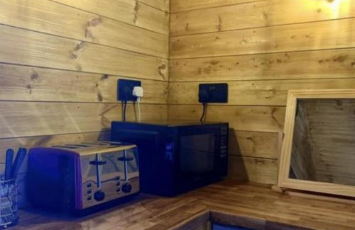 Newmarket House | Inviting 1-Bed Cabin in Newmarket