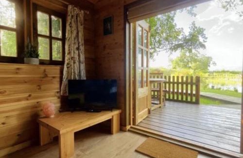 Newmarket House | Inviting 1-Bed Cabin in Newmarket