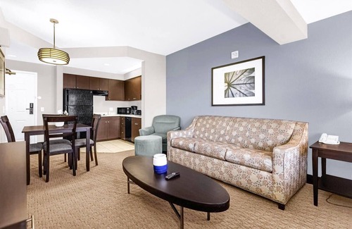 Florida Central Atlantic Coast Apartment | Inviting 1 Bedroom Apartment w Pool near Disney