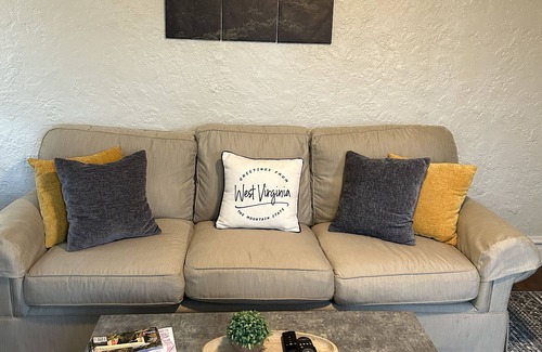 Summerlee Apartment | Inviting 2-bedroom apartment in the heart of New River Gorge National Park.