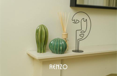 Lincoln House | Inviting 2 Bedroom Home in Lincoln by Renzo, Close to Lincoln Cathedral!