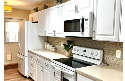 Charlotte Park House | Inviting 3-Bedroom Home near Downtown Punta Gorda!