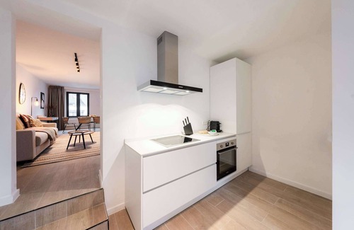 South Antwerp Apartment | Inviting 5-Person Duplex in Vibrant Antwerp