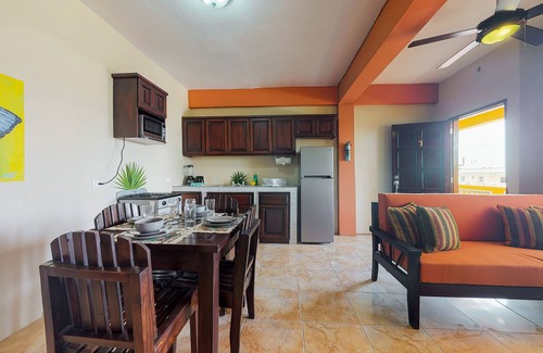 San Pedro Apartment | Inviting apartment w/ocean views, a shared rooftop, laundry, WiFi & partial AC
