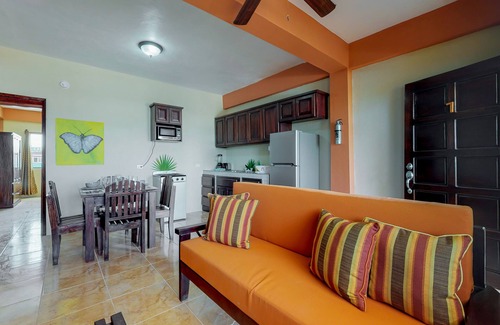 San Pedro Apartment | Inviting apartment w/ocean views, a shared rooftop, laundry, WiFi & partial AC