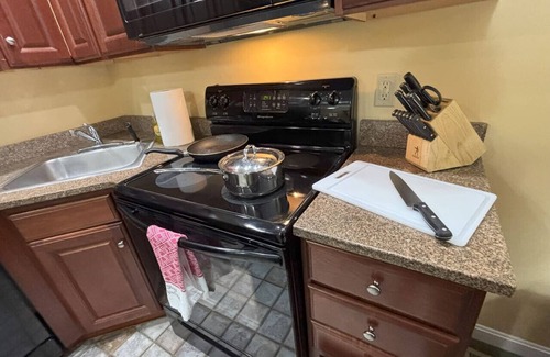 Francestown House | Inviting Condo w Fire Place & Hot Tub