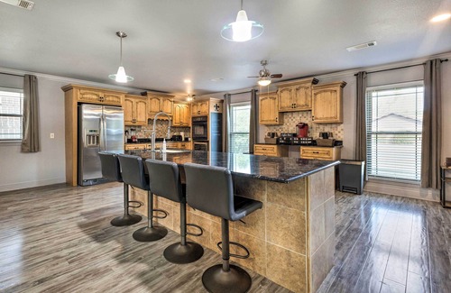 Gulfport House | Inviting Gulfport Home w/Private Pool & Yard