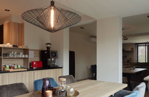 Riemst Villa | Inviting Holiday Home in Vlijtingen with Sauna