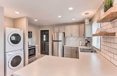 Rapid City Apartment | Inviting Rapid City Duplex < 2 Mi to Downtown!