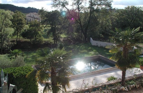 Moulezan House | Inviting stone house (2 pers.), Well-kept park with large pool