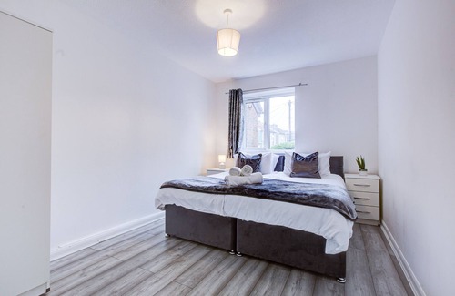 Selhurst Apartment | Inviting Urban Apartment in Croydon