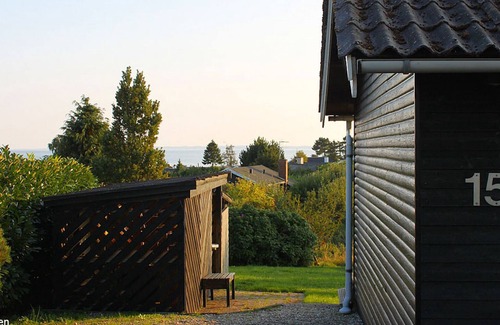 Bøjden House | Inviting wooden house with a panoramic view of the Baltic Sea
