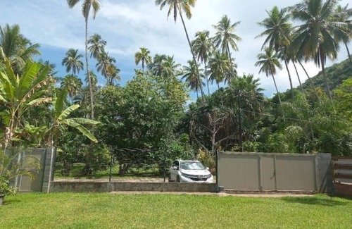 Tahiti House | Iolana's beach house in Punaauia TAHITI