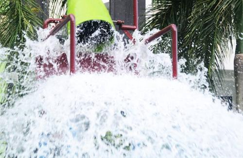 Kampung Kuala Pari Apartment | Ipoh Water Park(14pax) Homestay@HopeStay
