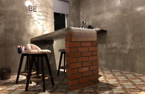 Taman Jubilee Apartment | Ipoh Zing Vale - Family & Couple Suite