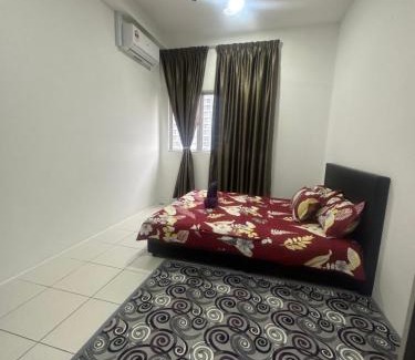 Kampung Rawa Apartment | IQ Homestay Cybersouth with Swimming Pool