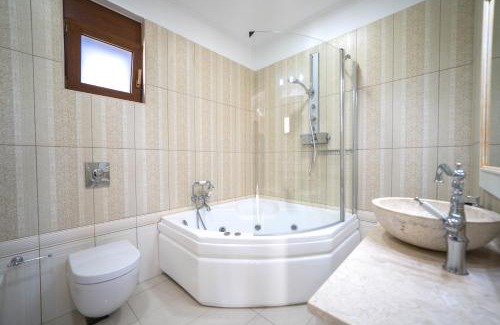 Filaki Villa | Iremia Luxury Villa with pool