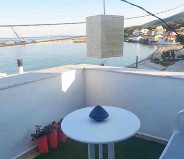 Ireon Apartment | Ireon Holiday Home