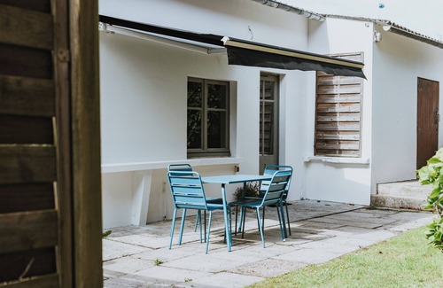 Mesnil-Val-Plage Apartment | Iris, Apartment with Garden