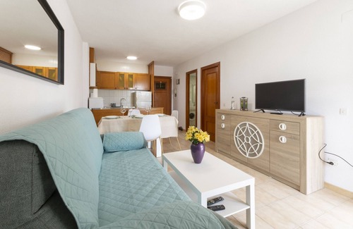 Grau i Platja House | IRIS - Cozy flat with shared pool near the beach with Free Wifi