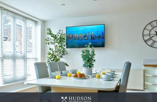 Coalbrookdale House | Ironbridge Townhouse with Roof Terrace and Parking