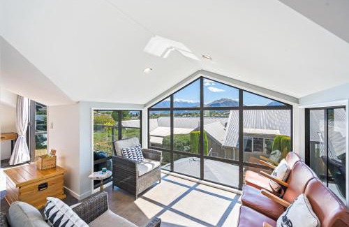 Wanaka House | IRONSIDE LAKEVIEW TOWNHOUSE