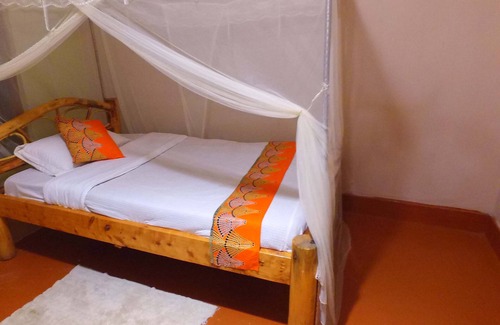 Kasese Cabin | Irungu Forest Safari Lodge