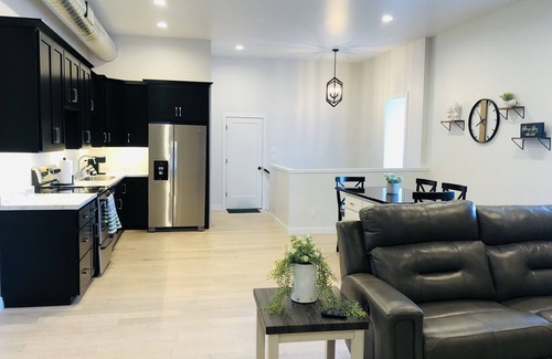 Dyersville Apartment | Is This Heaven Downtown Dyersville Apartment