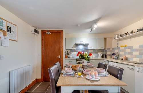 Llanfyrnach House | Isaf - Two Bedroom House, Sleeps 4