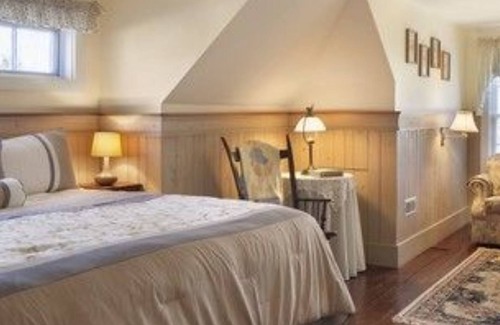 Sandwich Bed & Breakfast | Isaiah Jones Homestead Bed & Breakfast