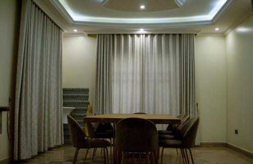 Nakaseke House | Isange Guest House