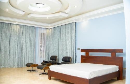Nakaseke House | Isange Guest House