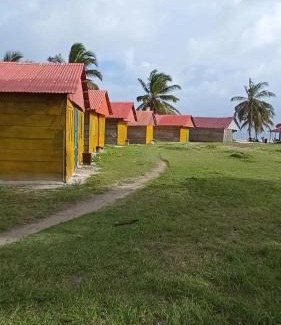 Carti Tupile Apartment | Isla Diablo San blas cabaña en la orilla del mar