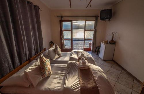 Luderitz Bed & Breakfast | Island Cottage Guesthouse