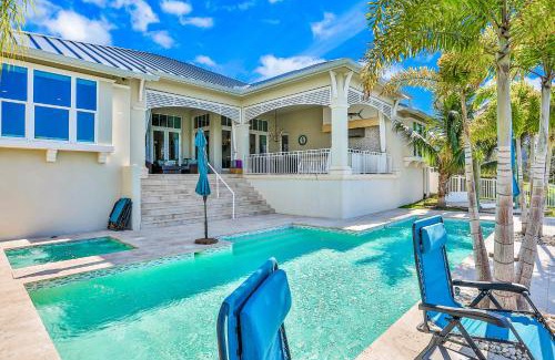 Island Estate House | Island Estate Waterfront Villa