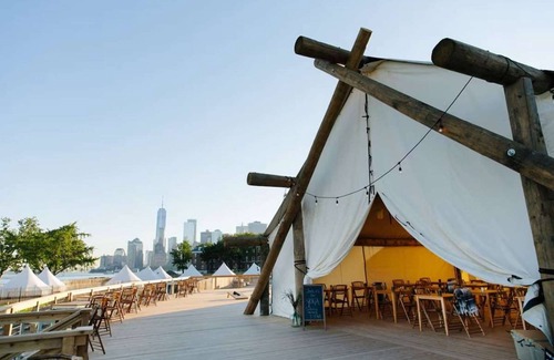 Manhattan Cabin | Island Glamping with Skyline and Lady Liberty View