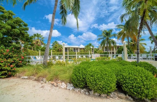 Rum Point Apartment | Island House # 9