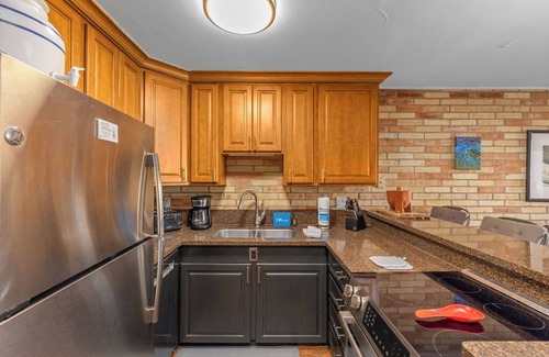 South Padre Island Condo | Island Living! Beachfront 3 Bedroom Condo