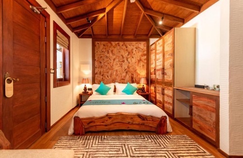 Fulhadhoo Hotel | Island Luxury Boutique Hotel - Fulhadhoo