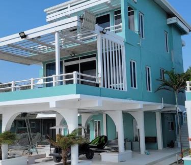 Caye Caulker Hotel | Island Magic Villas