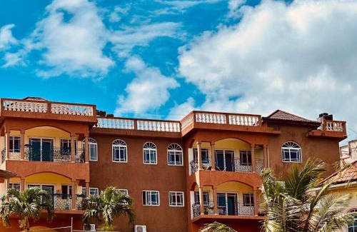 West Gate Hills Apartment | Island Paradise-Gated-Secure-Airport Pickup Available