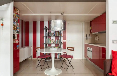 Porta Garibaldi Apartment | Island Skylight Loft I Via della Boscaiola