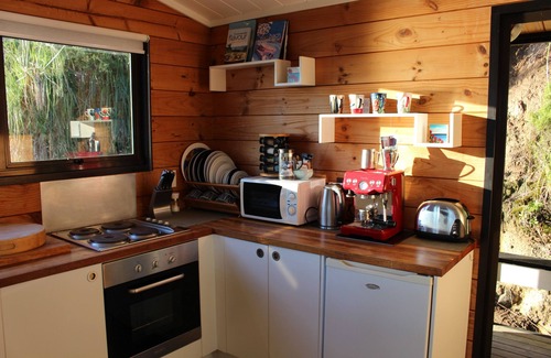 Coromandel House | Island View ~ Coromandel Town