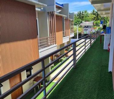 General Luna House | Island Villa - Balai Malinawon