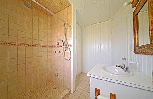 Spanish Wells House | Island Waves