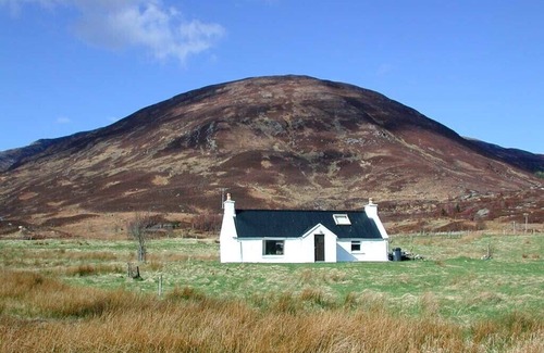 Nostie Cottage | Isle of Skye Butt & Beinne for (second !) honeymooners or, getting away
