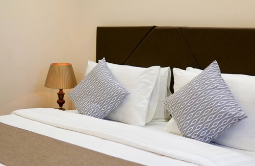 Fuvahmulah Hotel | Isle Royal Inn